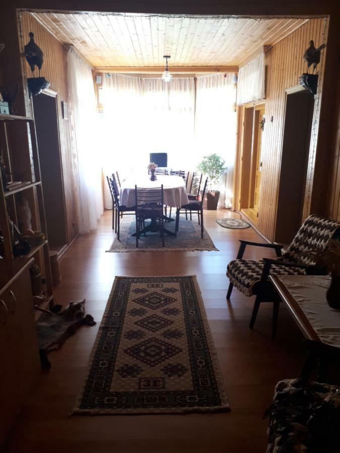 Casa Fetic Lägenhet Nehoiu Exteriör bild